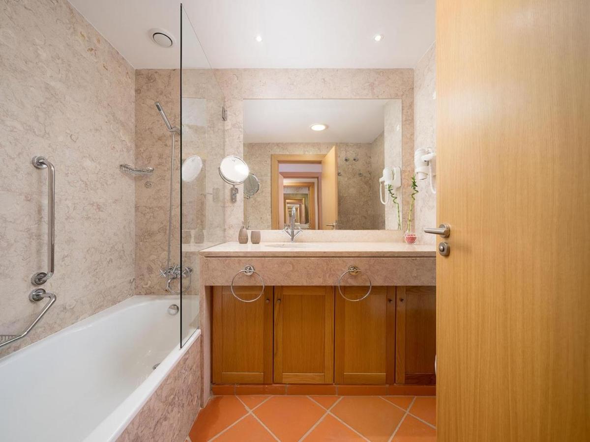 Al - Apartamento Vila Sol F5 Ad ヴィラモウラ エクステリア 写真